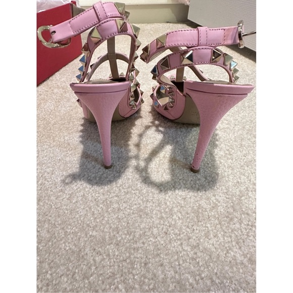 Valentino Pink Rockstud Heels with Slingback - Picture 6 of 10